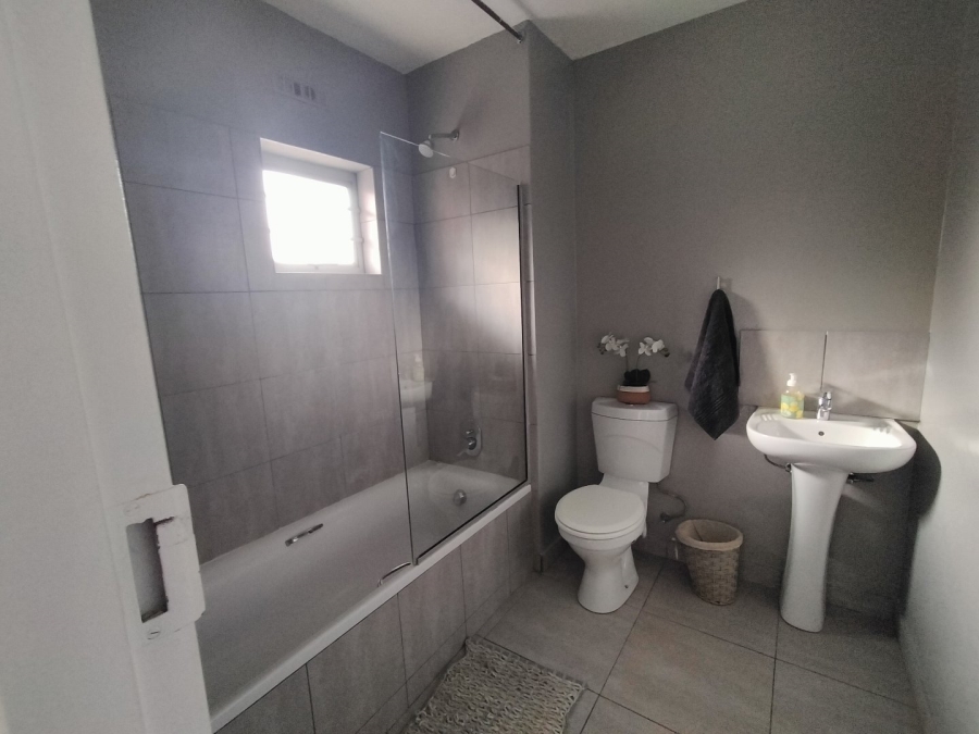 2 Bedroom Property for Sale in Raceway Free State